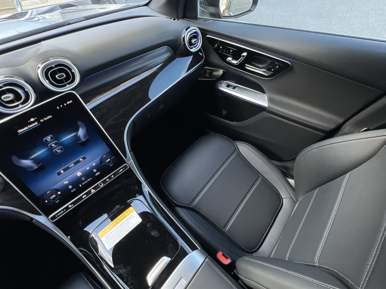 New 2026 Mercedes-Benz GLC 300 4MATIC image 14