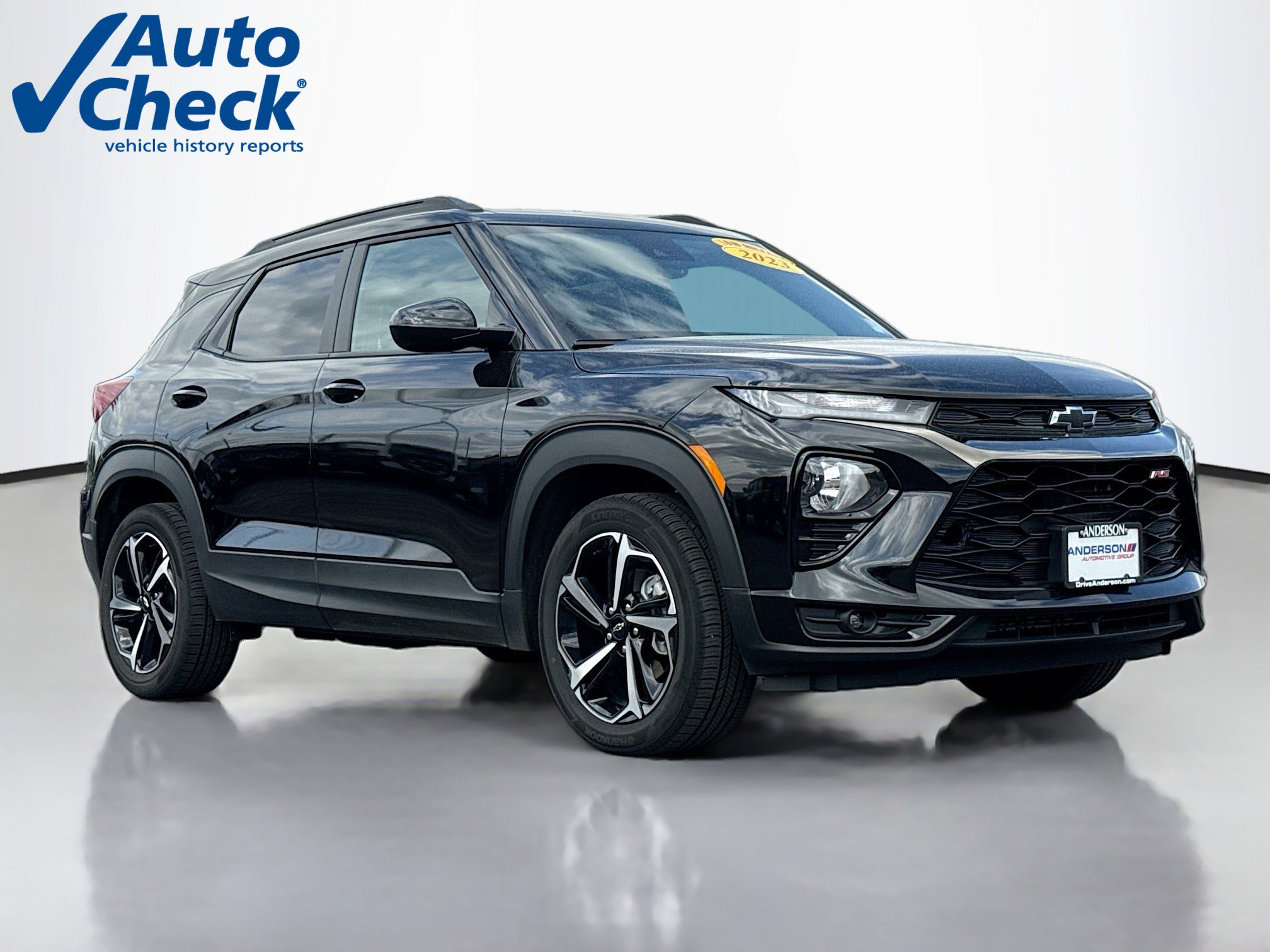 Used 2023 Chevrolet TrailBlazer RS w/ Convenience Package FWD image 1