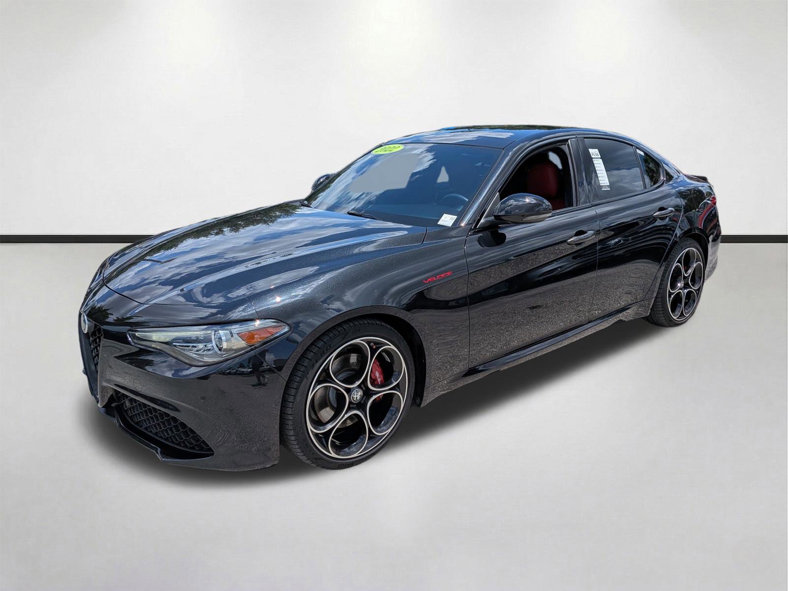 Used 2022 Alfa Romeo Giulia Veloce RWD image 8