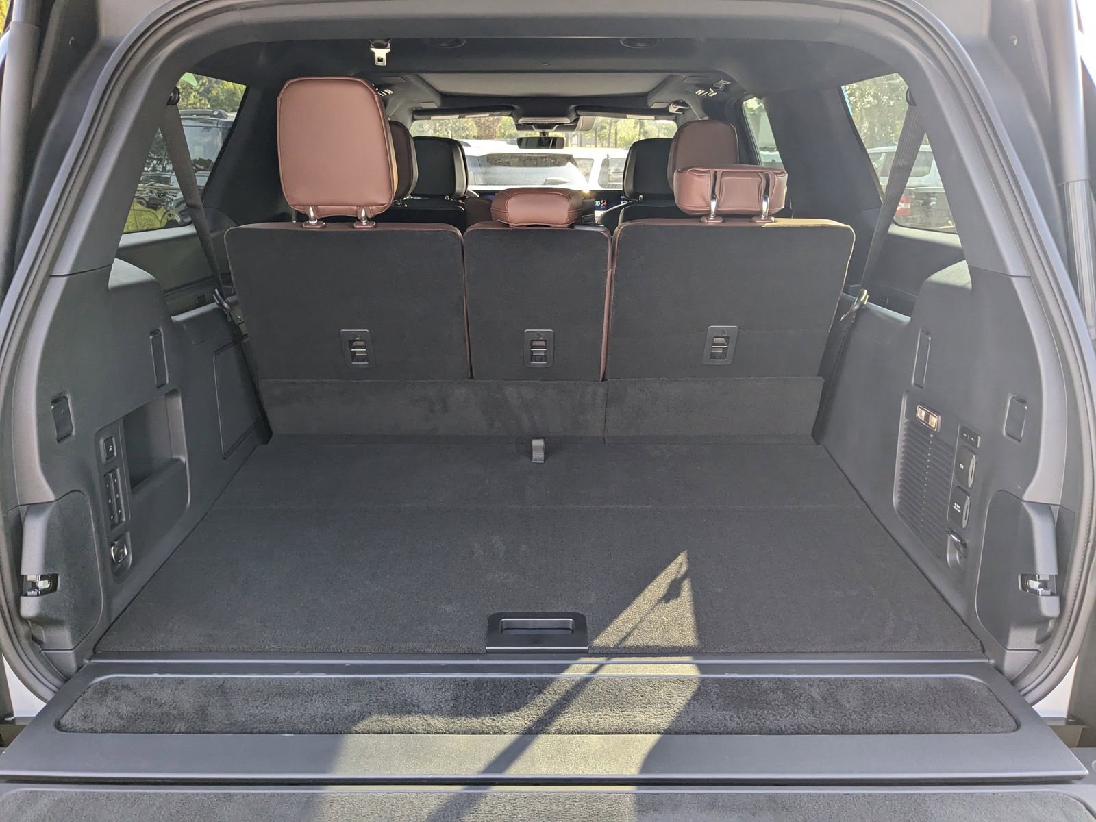 New 2025 Lincoln Navigator L Reserve image 15