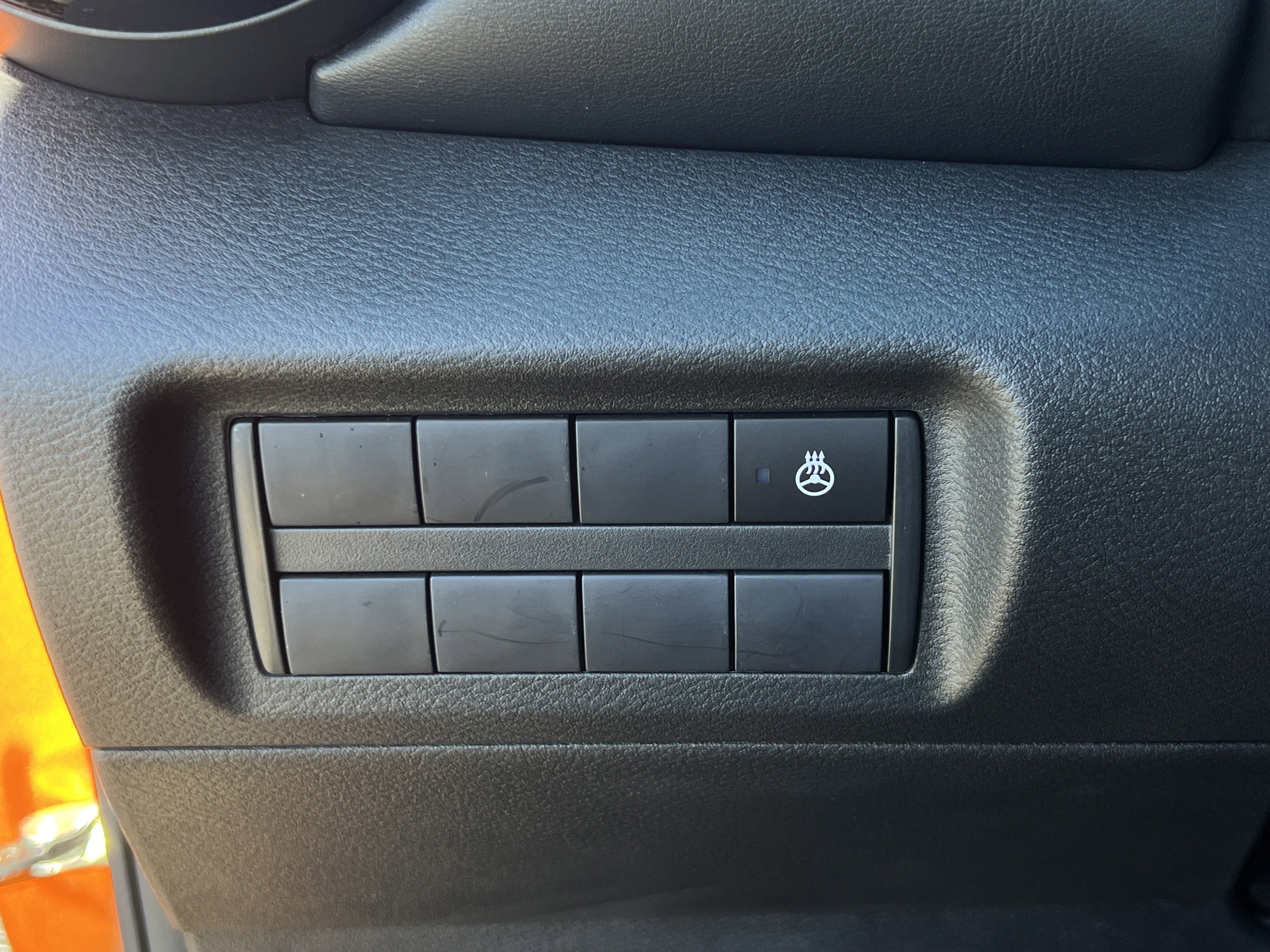 Used 2023 Nissan Kicks SR w/ SR Premium Package image 21