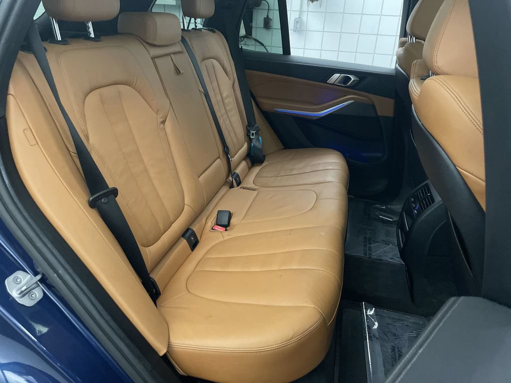 Used 2022 BMW X5 xDrive40i AWD/4WD image 21