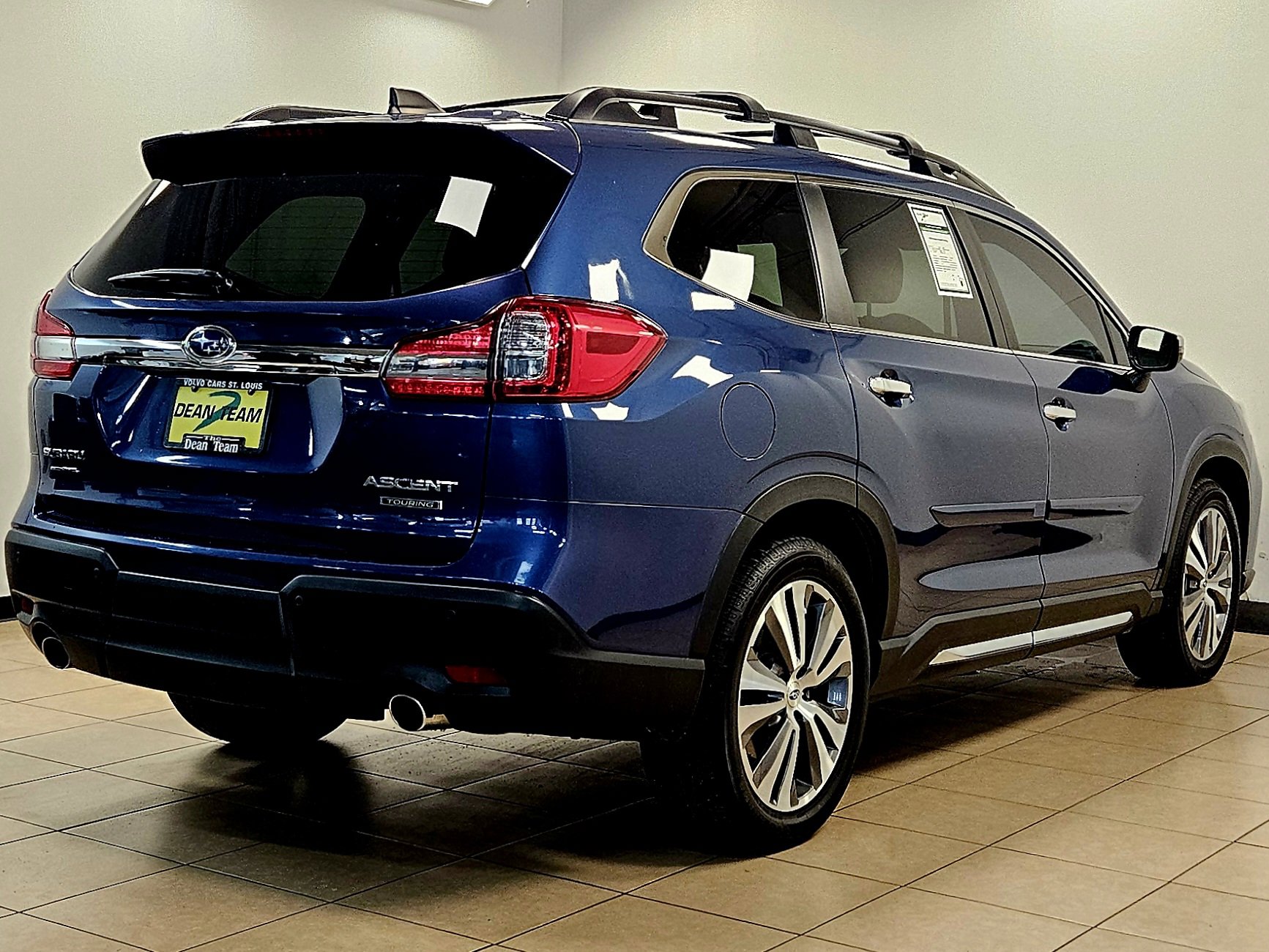 Used 2020 Subaru Ascent Touring AWD/4WD image 3