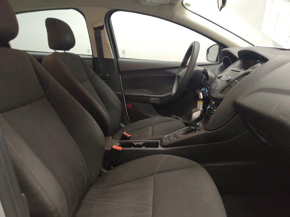 Used 2017 Ford Focus S FWD image 21