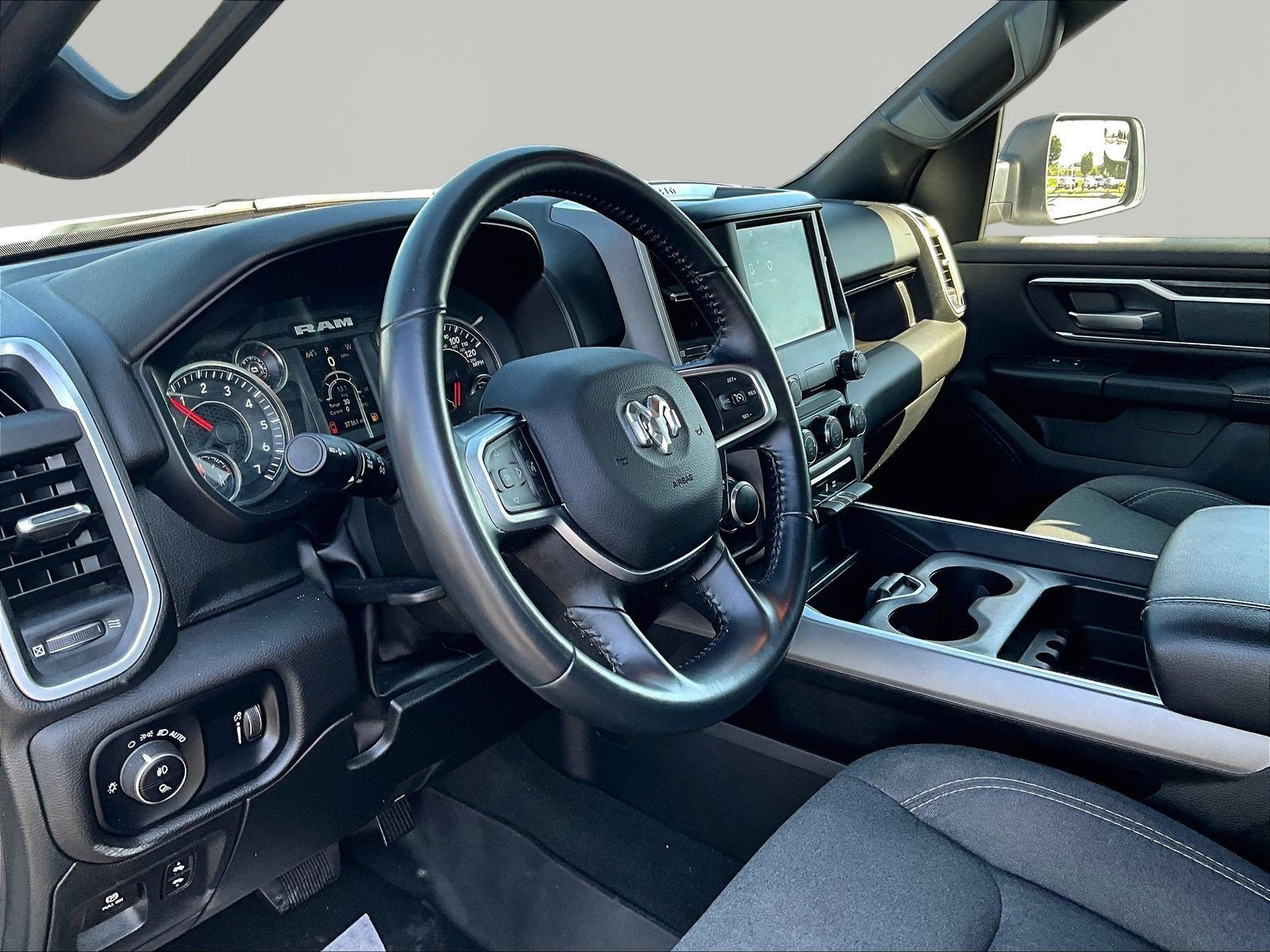 Used 2022 RAM 1500 Big Horn AWD/4WD image 18