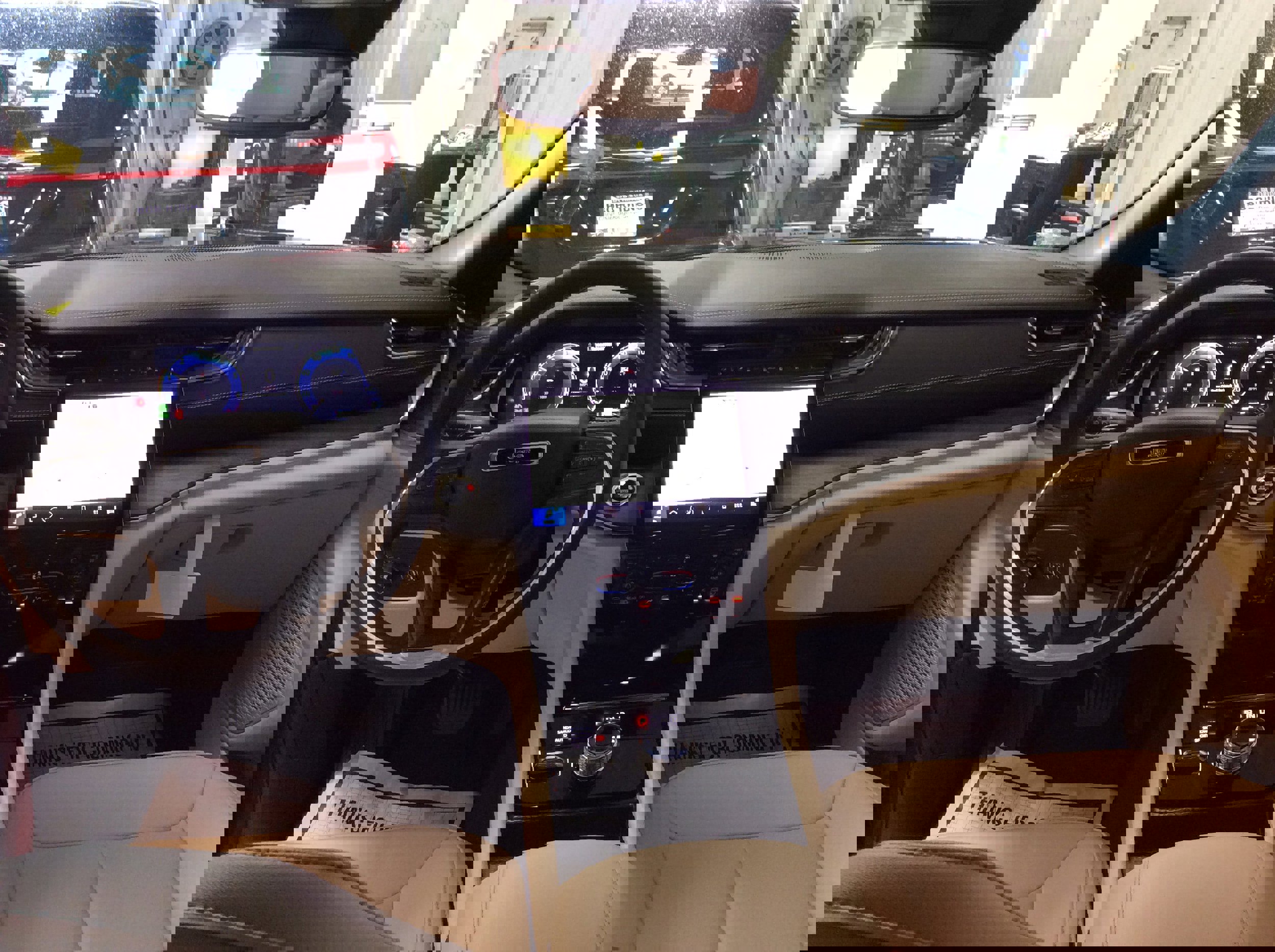 Used 2024 Jeep Grand Cherokee Limited image 19