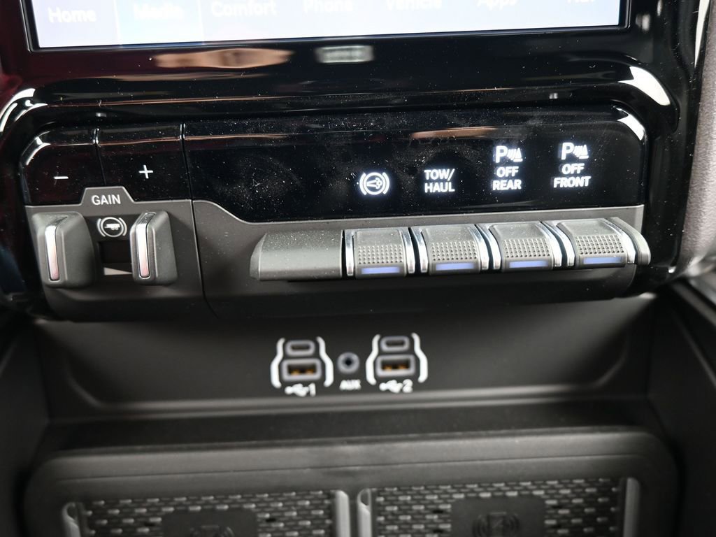 New 2026 RAM 3500 Laramie w/ Night Edition image 27