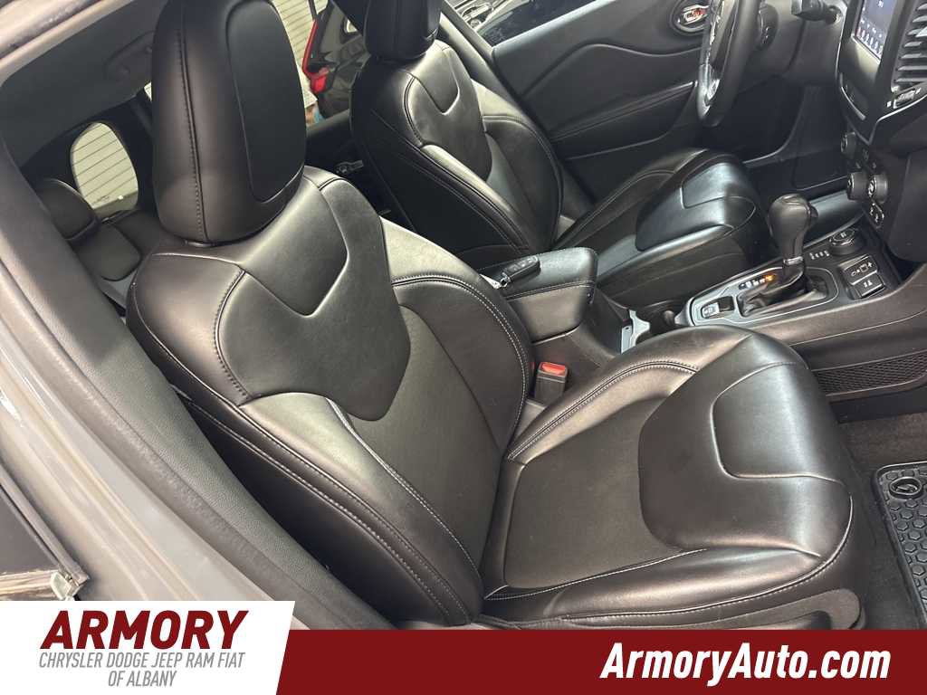 Used 2020 Jeep Cherokee Latitude Plus w/ Cold Weather Group image 36