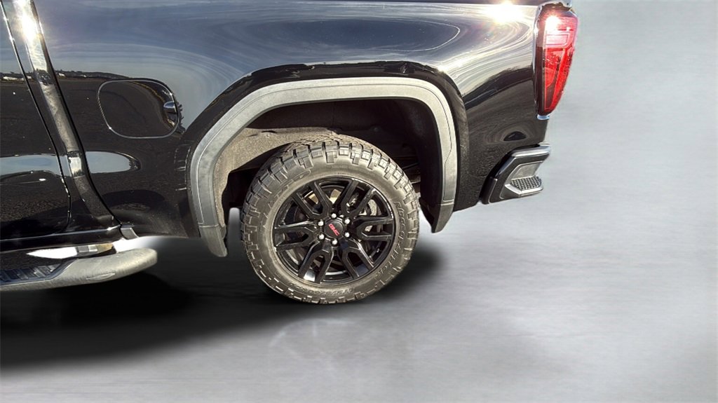 Used 2020 GMC Sierra 1500 Elevation w/ Elevation Value Package image 18