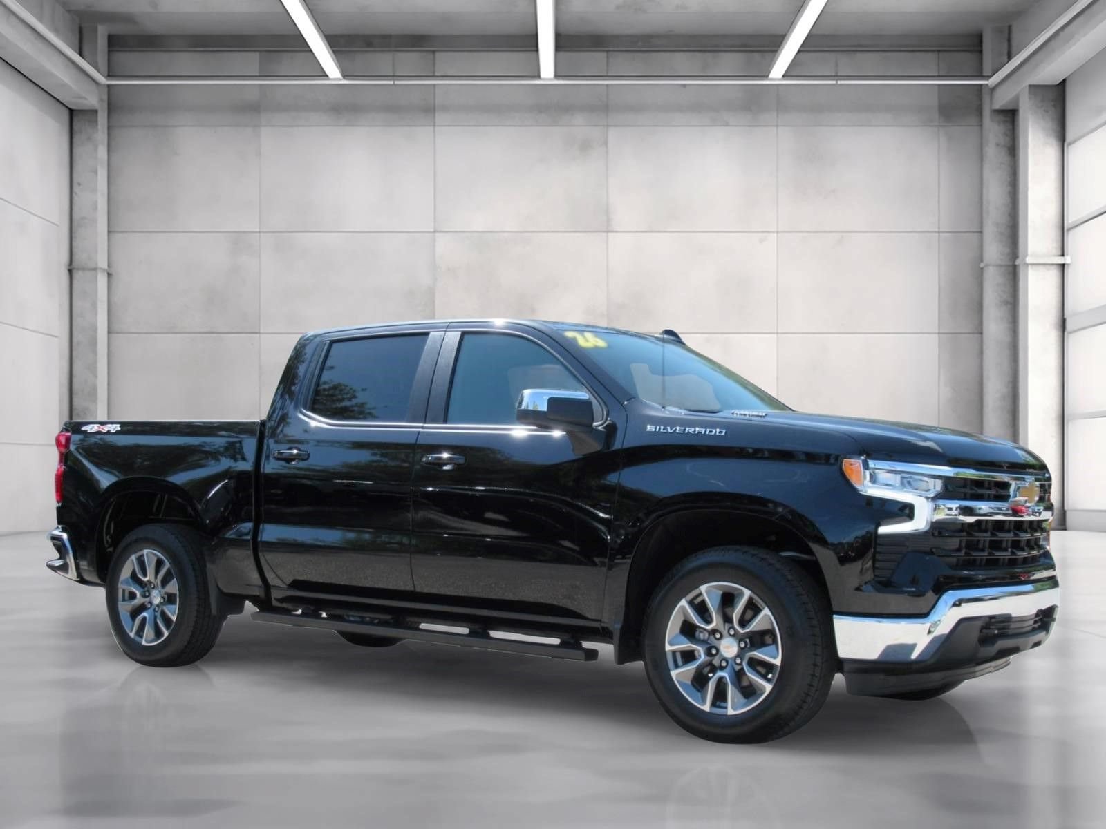 Used 2026 Chevrolet Silverado 1500 LT AWD/4WD image 1