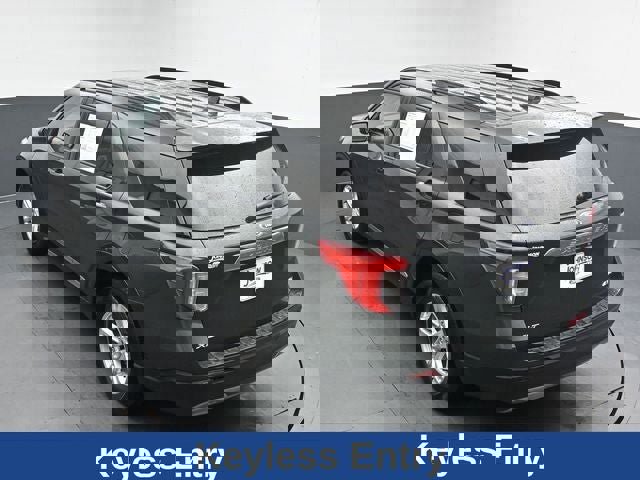 Used 2023 Ford Explorer XLT w/ Equipment Group 202A image 18