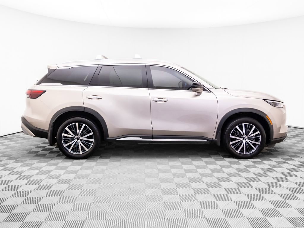 Used 2023 INFINITI QX60 Sensory w/ Vision Package image 7