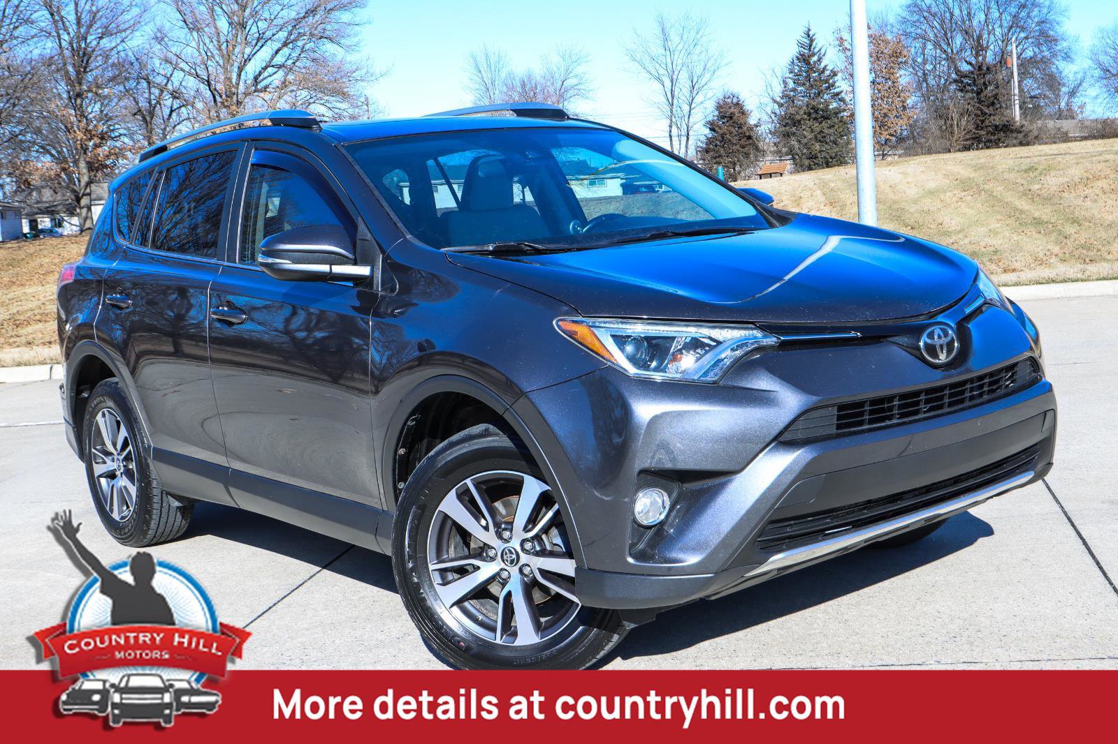 Used 2017 Toyota RAV4 XLE image 1