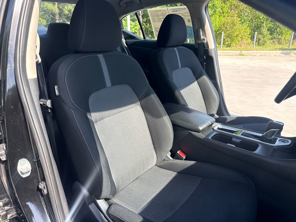 Used 2023 Nissan Sentra SV FWD image 34