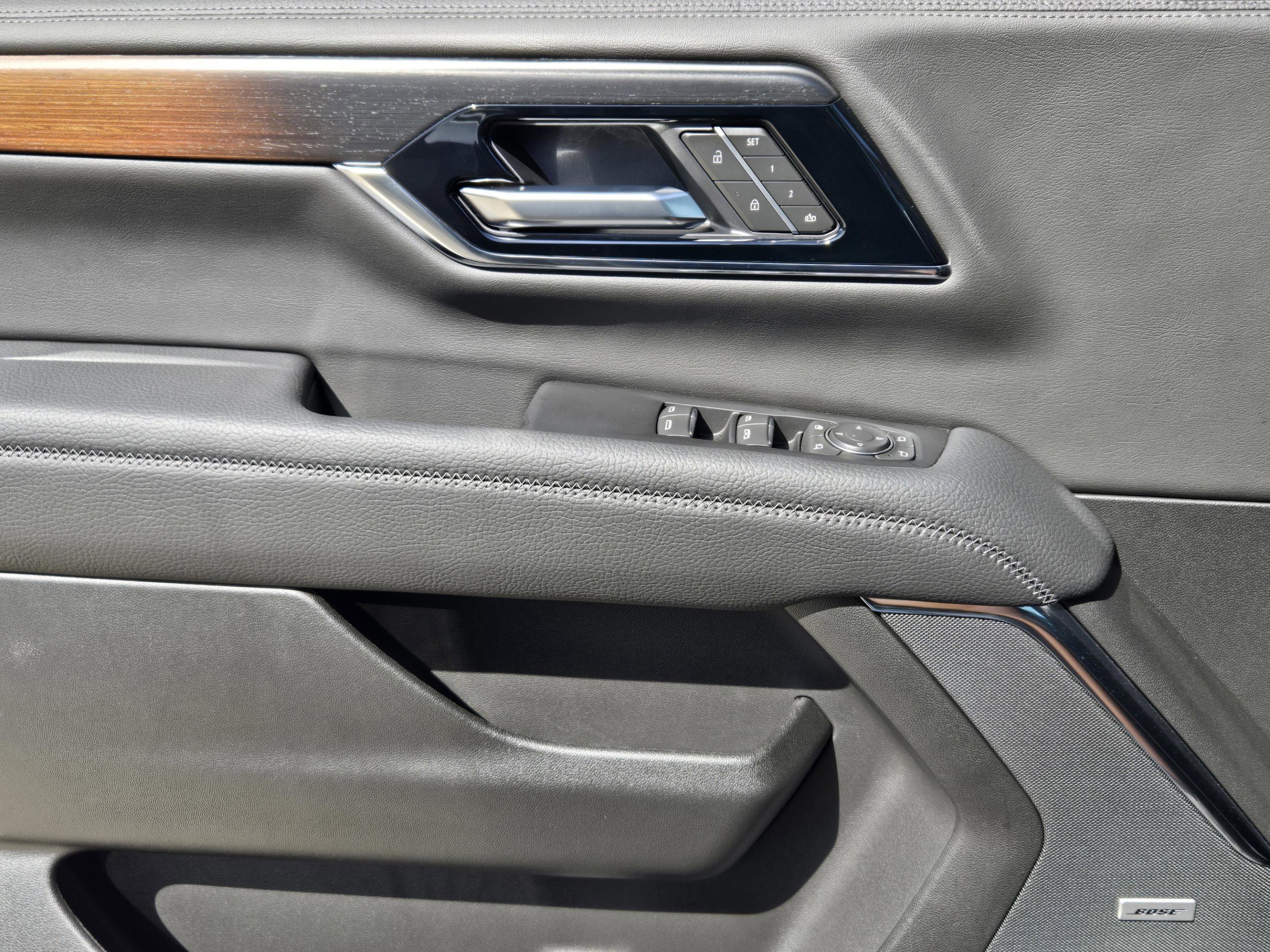 Used 2026 GMC Yukon Denali w/ Denali Reserve Package image 18