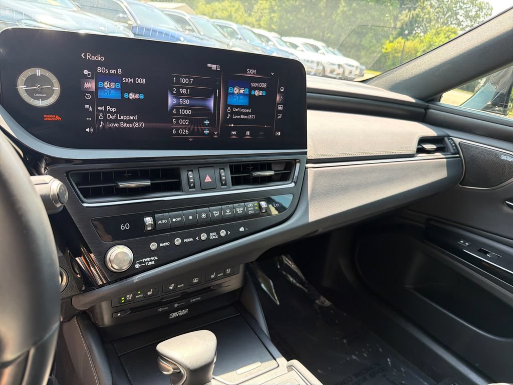 Used 2022 Lexus ES 350 Ultra Luxury FWD image 29