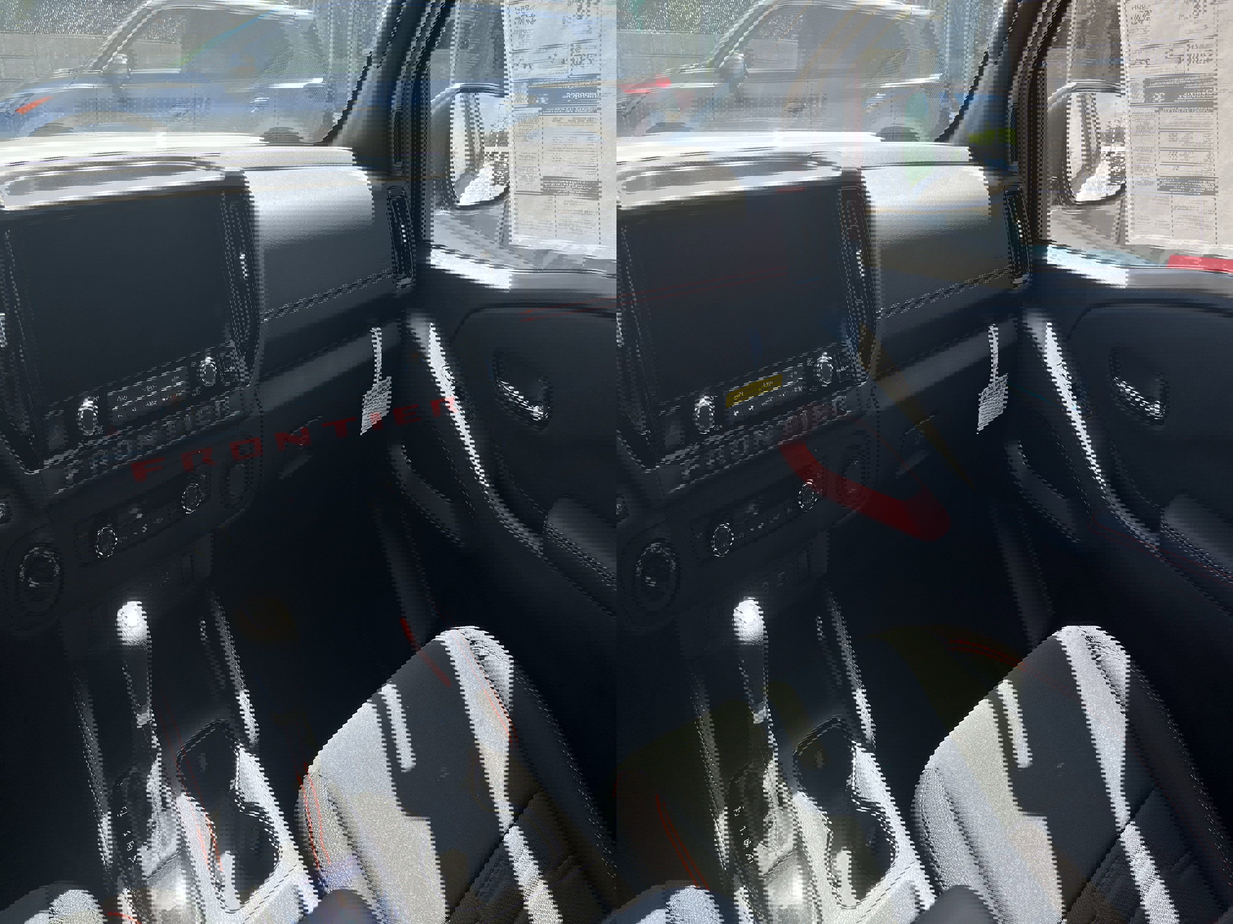 New 2025 Nissan Frontier PRO-4X image 19