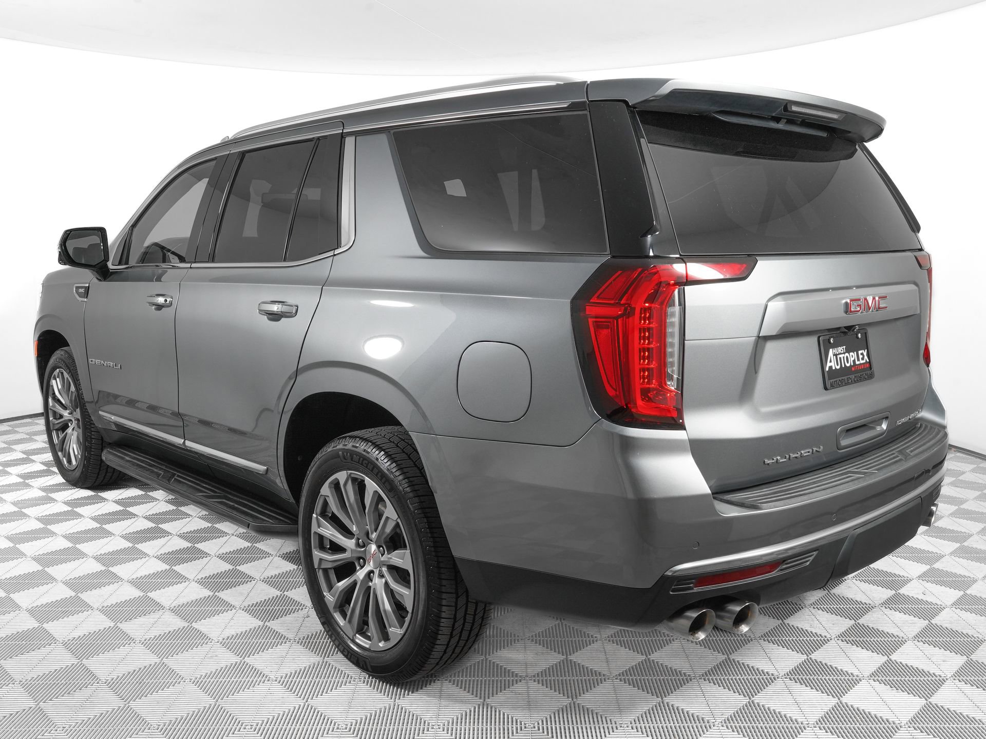 Used 2021 GMC Yukon Denali w/ LPO, Illumination Package image 7