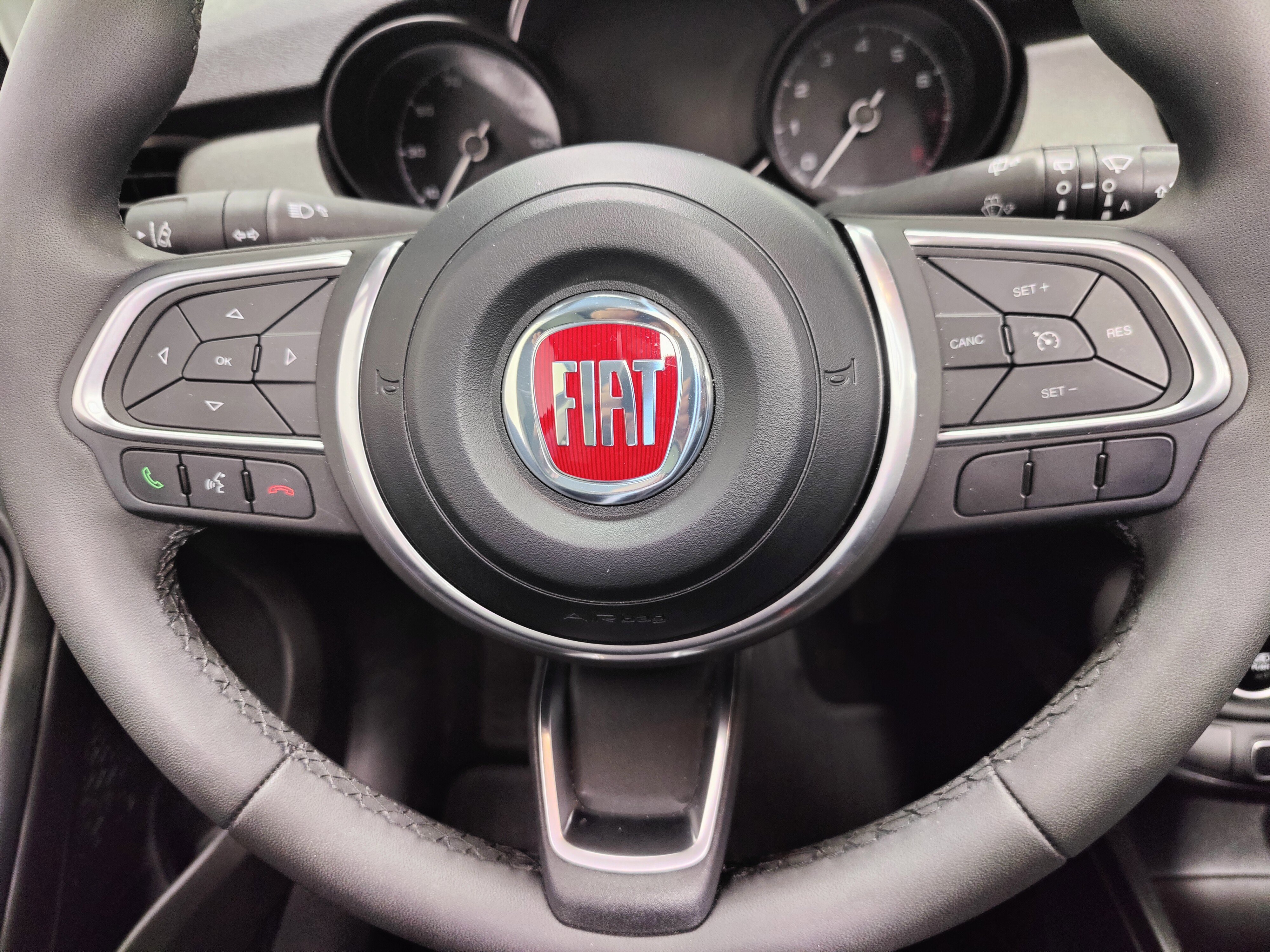 Used 2023 FIAT 500X Pop image 25