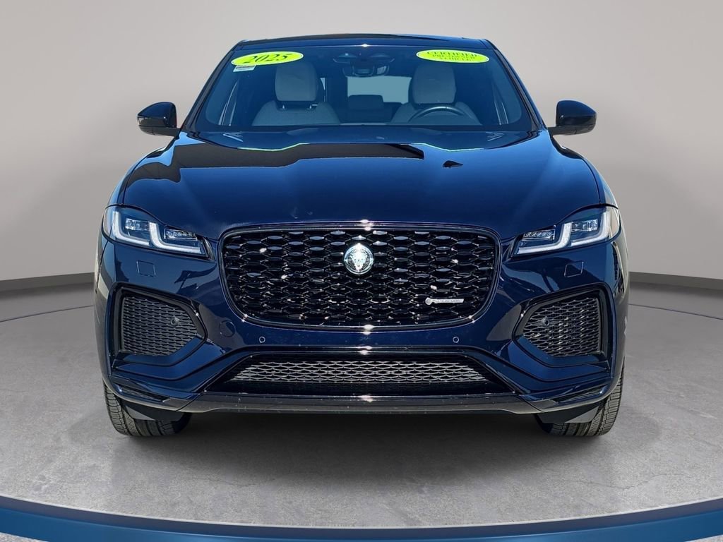 Used 2025 Jaguar F-PACE R-Dynamic S image 2