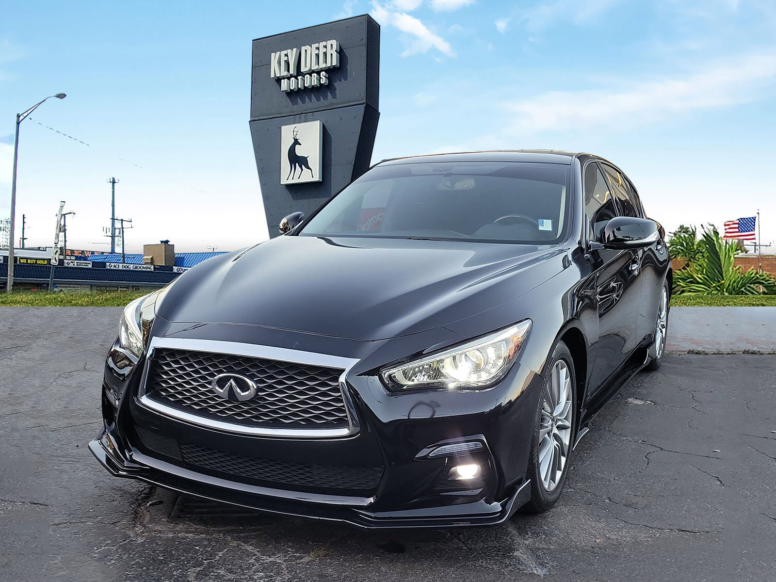 Used 2018 INFINITI Q50 Luxe w/ Essential Package (3.0T Luxe) RWD image 1