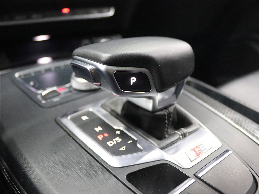 Used 2020 Audi SQ5 Premium Plus image 40