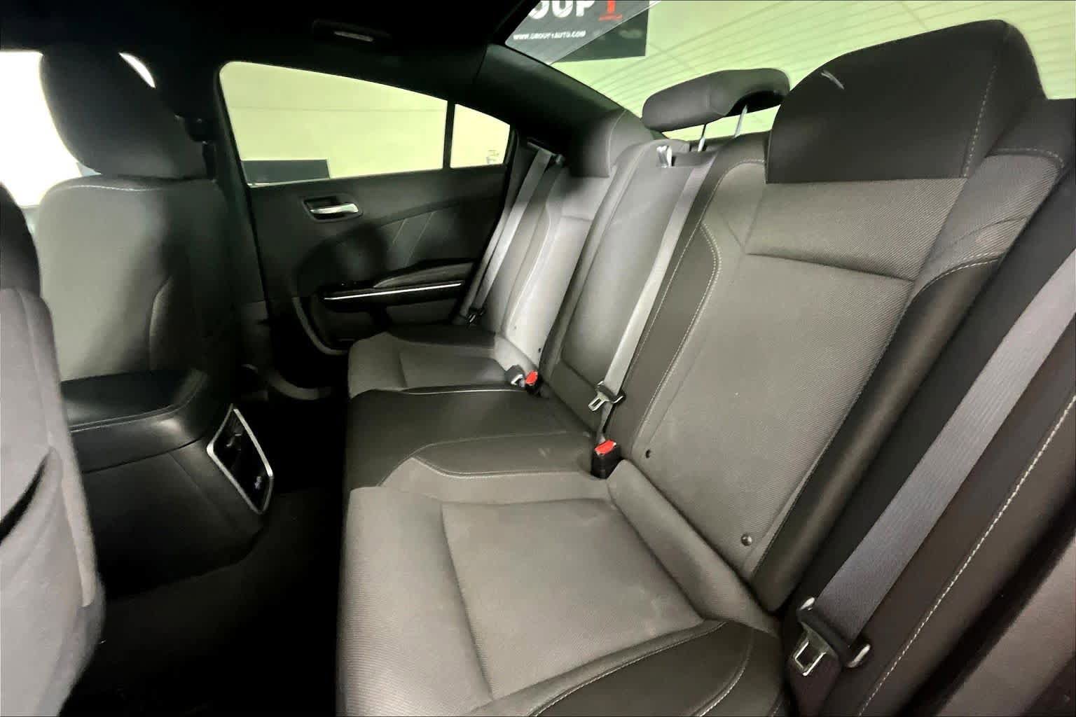 Used 2022 Dodge Charger SXT image 17