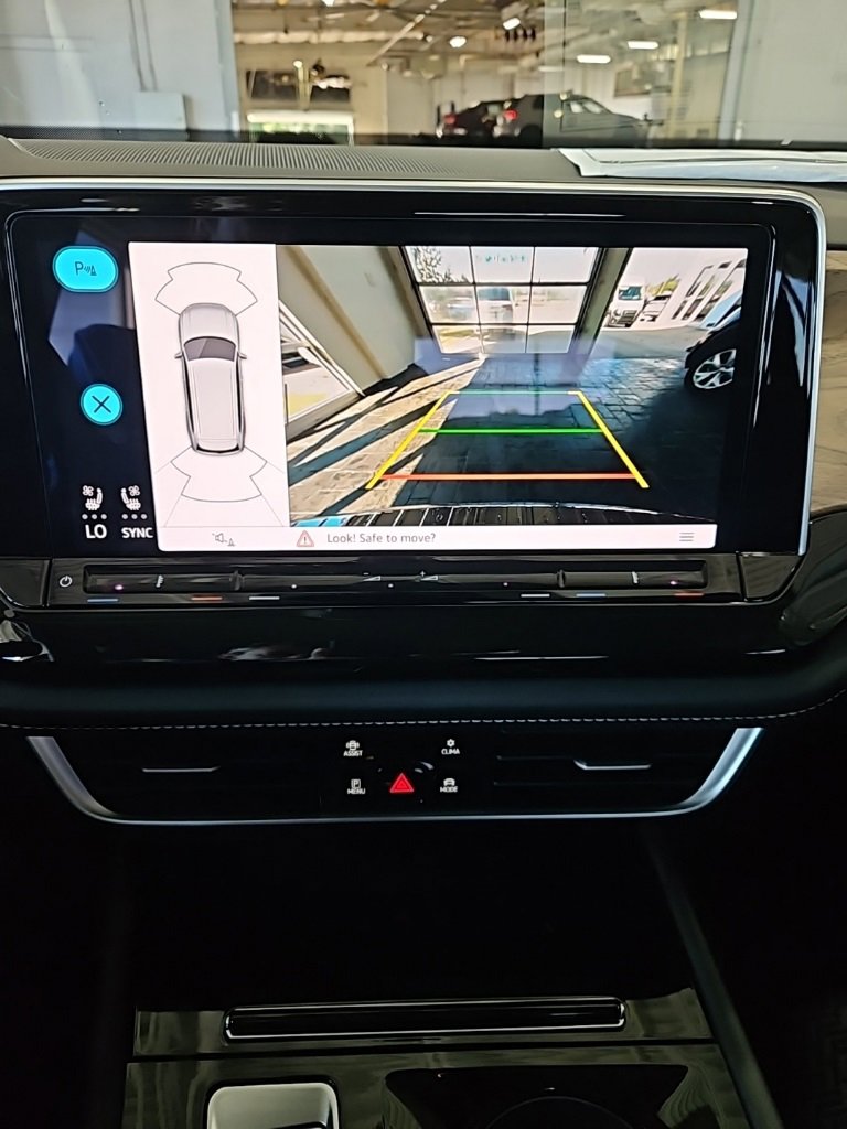 New 2026 Volkswagen Atlas SE image 33