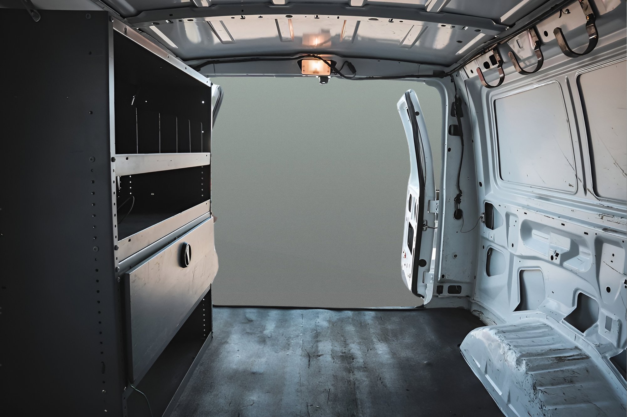 Used 2014 Ford E-150 and Econoline 150 w/ Power Group RWD image 10