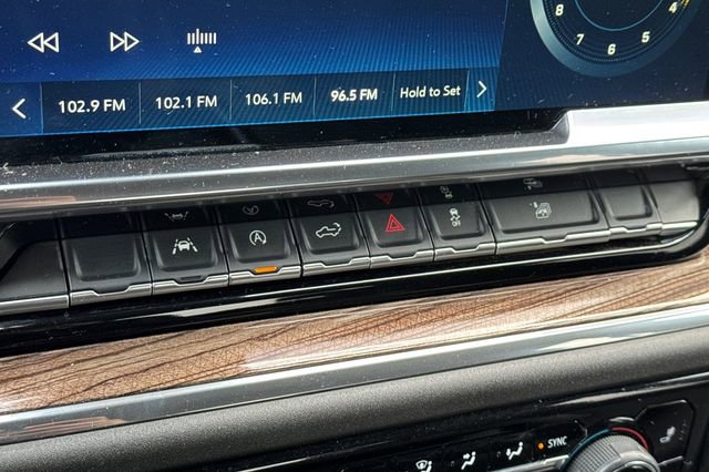 Used 2025 Chevrolet Silverado 1500 LT image 31