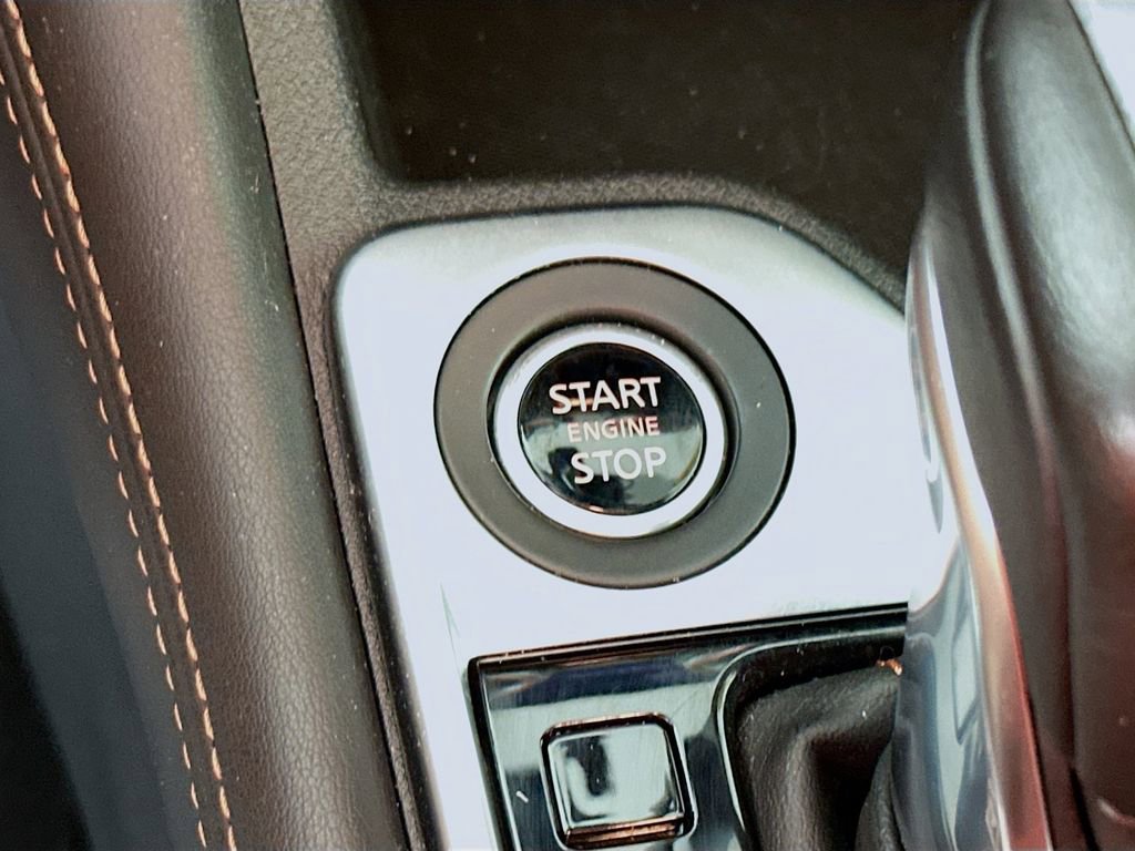 Used 2023 Nissan Sentra SR w/ SR Premium Package image 19