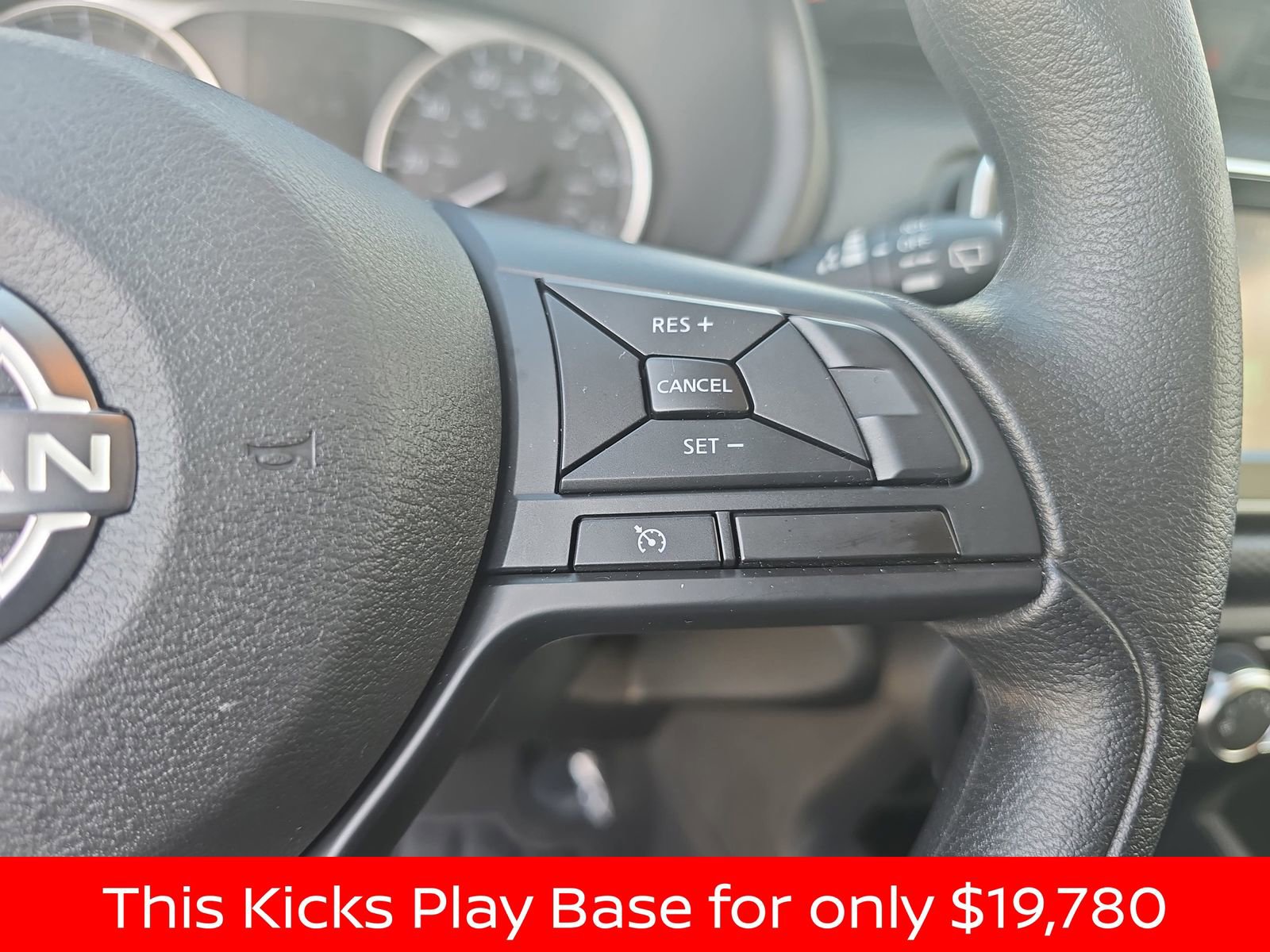 Used 2025 Nissan Kicks Play S image 23