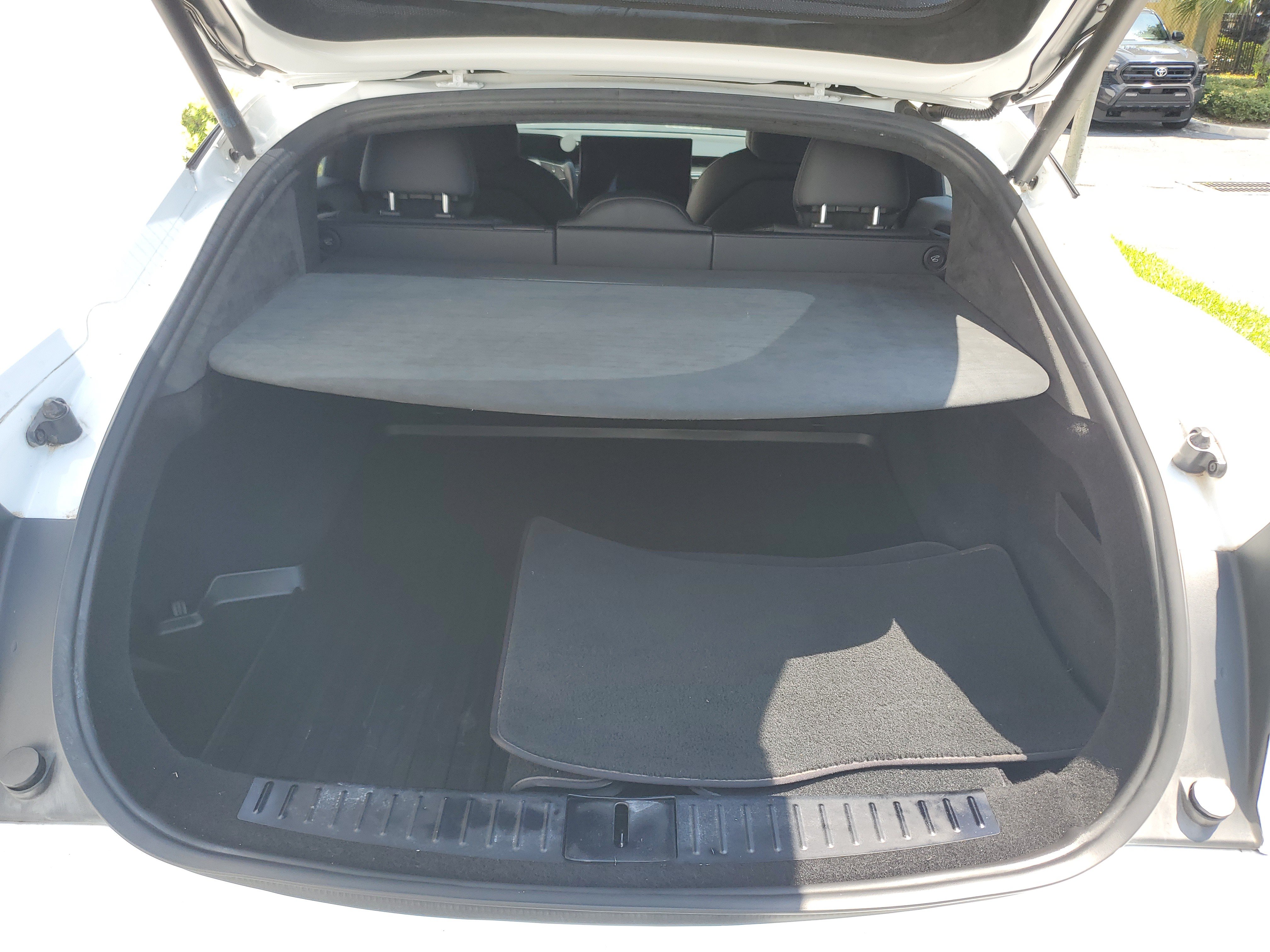 Used 2022 Tesla Model S Plaid AWD/4WD image 8