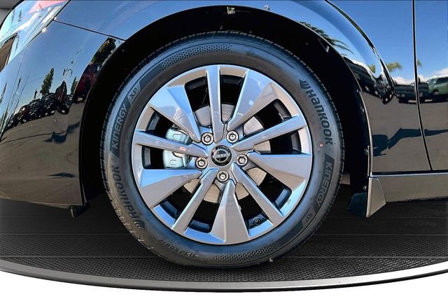 New 2026 Nissan Sentra SL w/ Floor Mat Package FWD image 13