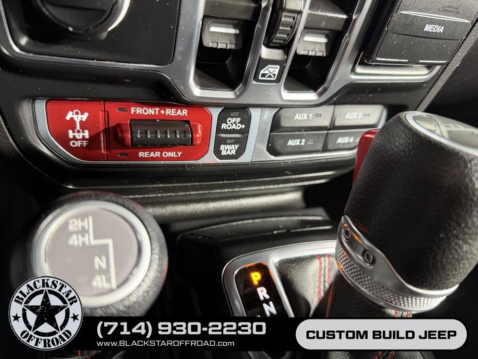 Used 2023 Jeep Gladiator Rubicon w/ Trailer Tow Package AWD/4WD image 23