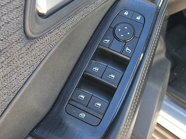 Used 2023 Nissan Rogue SV image 13