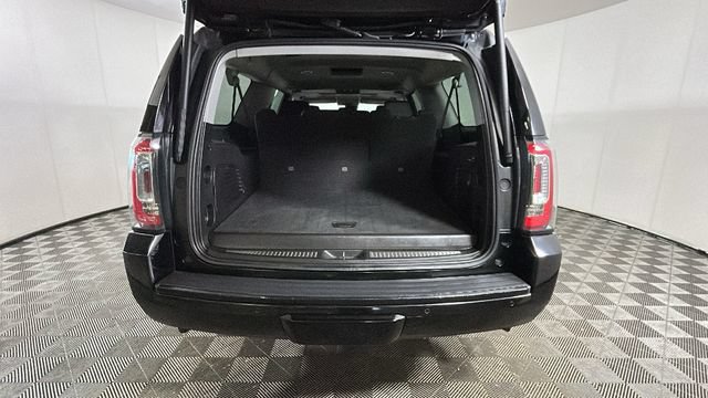 Used 2020 GMC Yukon XL Denali w/ Open Road Package AWD/4WD image 28