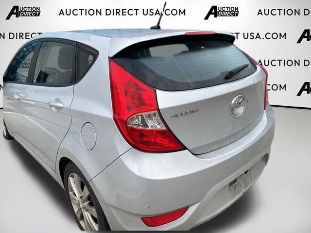 Used 2013 Hyundai Accent SE image 13