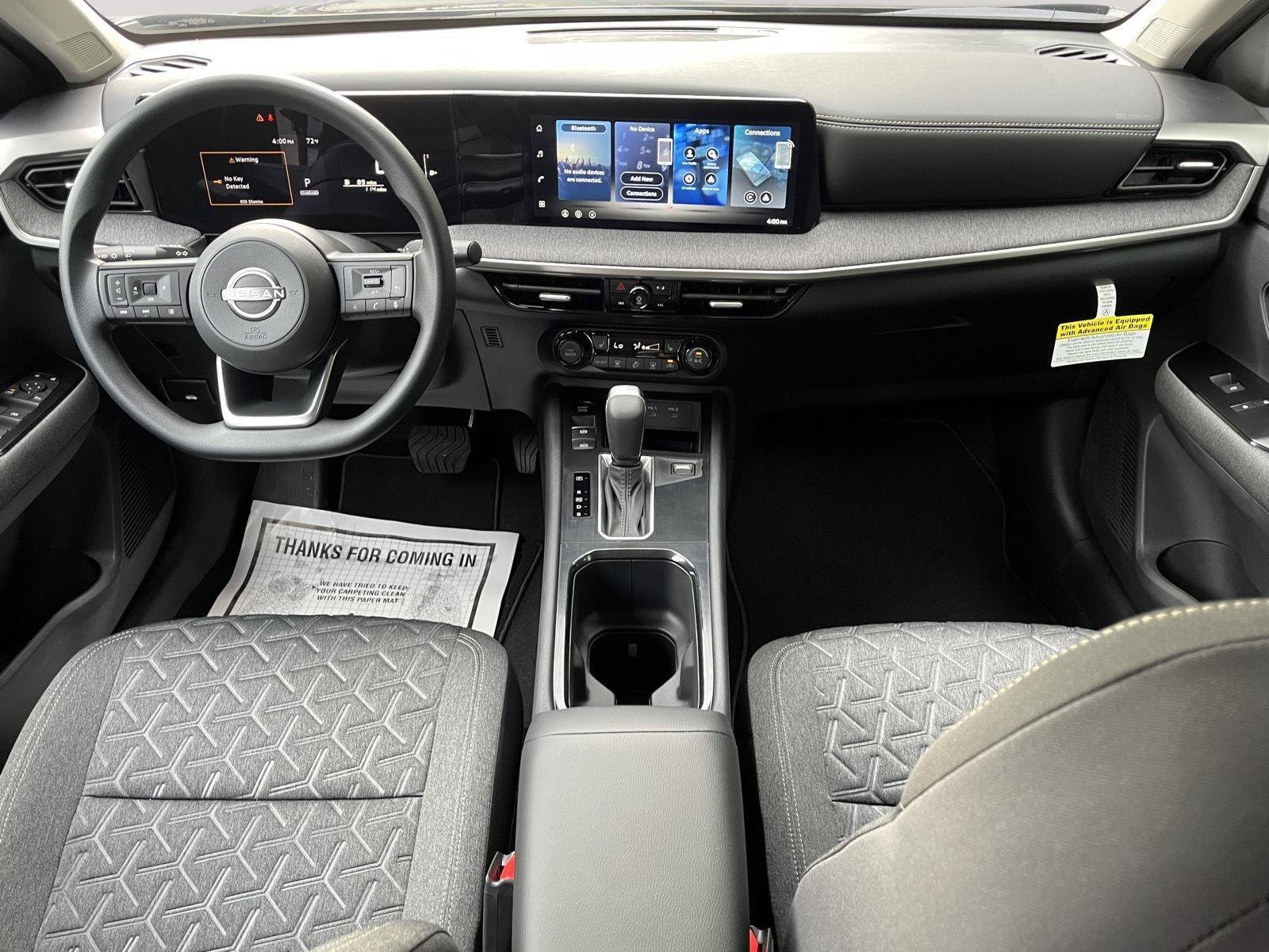 New 2026 Nissan Kicks SV AWD/4WD image 17
