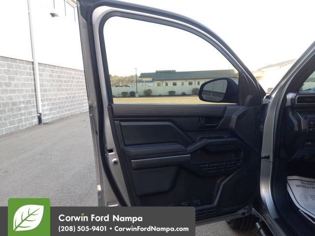 Used 2025 Toyota Tacoma SR5 image 10