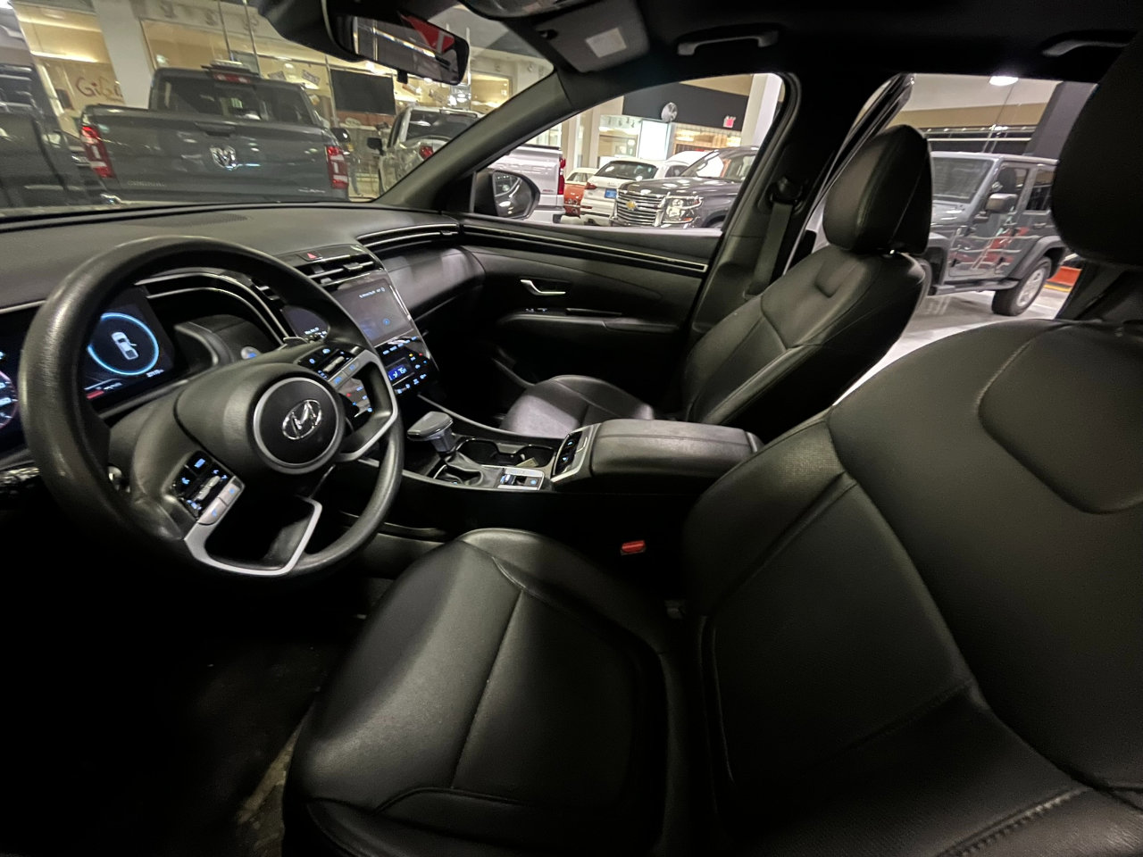 Used 2024 Hyundai Santa Cruz Night image 14