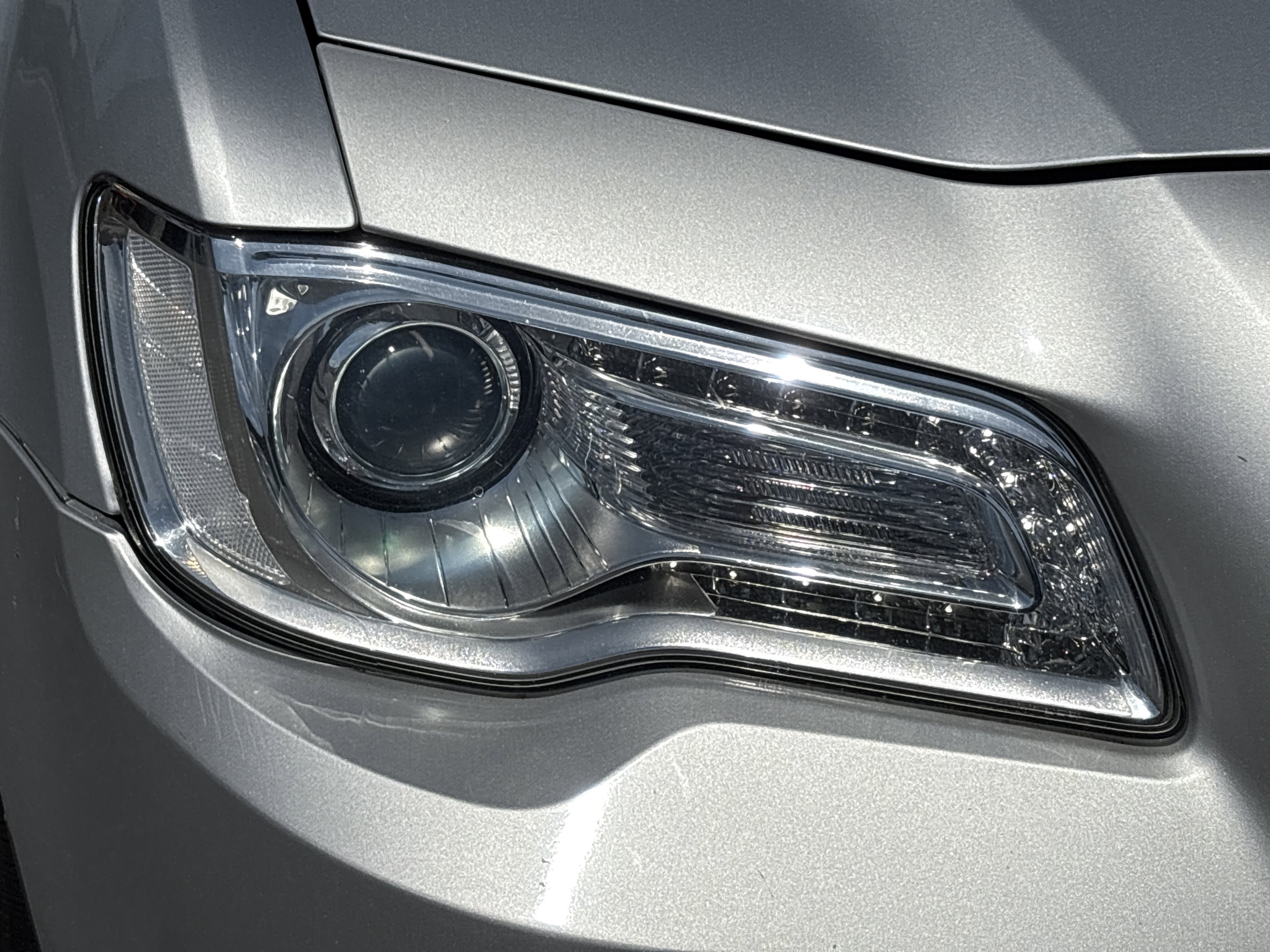 Used 2020 Chrysler 300 Limited image 11