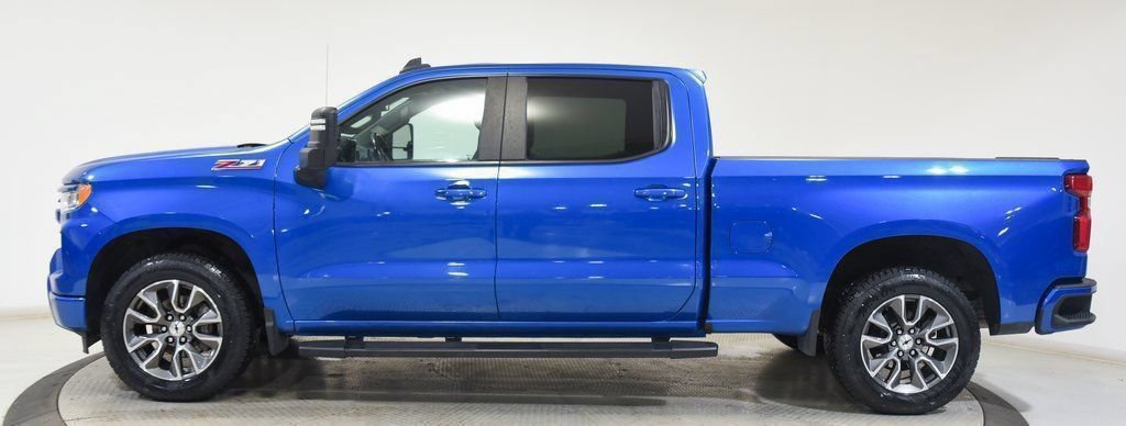 Used 2022 Chevrolet Silverado 1500 RST AWD/4WD image 9