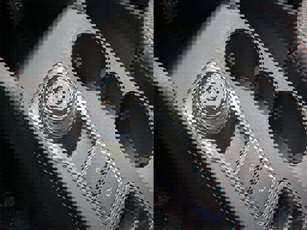 New 2026 Ford Escape ST-Line w/ Tech Pack #1 image 12