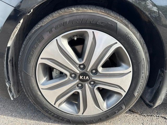 Used 2017 Kia Optima EX w/ Technology Package FWD image 21