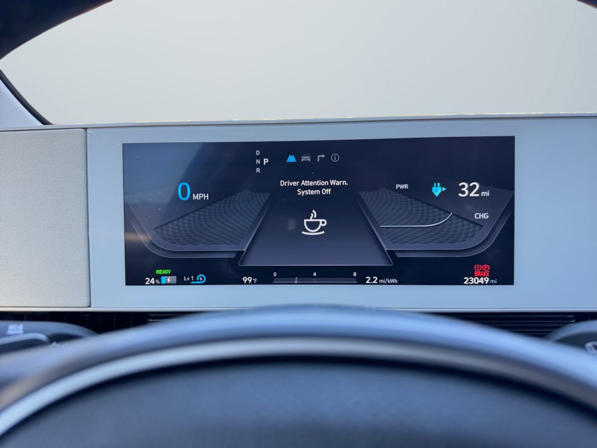 Used 2024 Hyundai Ioniq 5 SE image 12