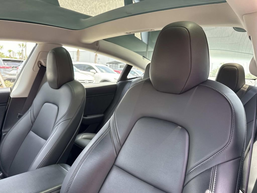 Used 2019 Tesla Model 3 Standard Range Plus RWD image 26