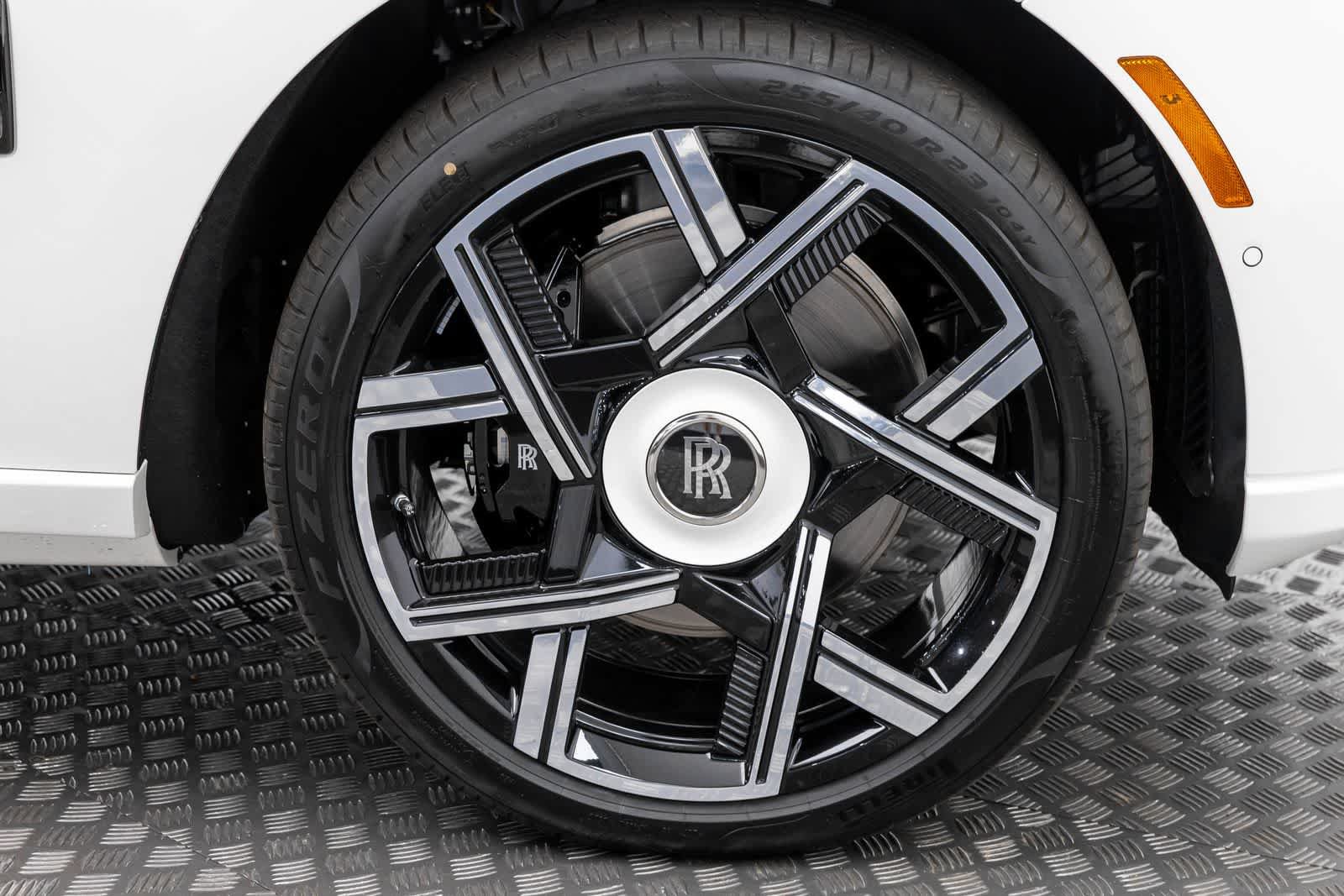 New 2027 Rolls-Royce Cullinan Black Badge AWD/4WD image 57