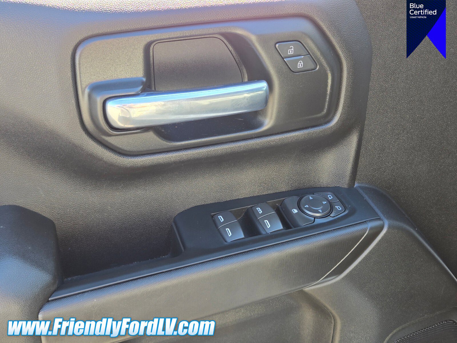 Used 2023 Chevrolet Silverado 1500 Custom RWD image 18