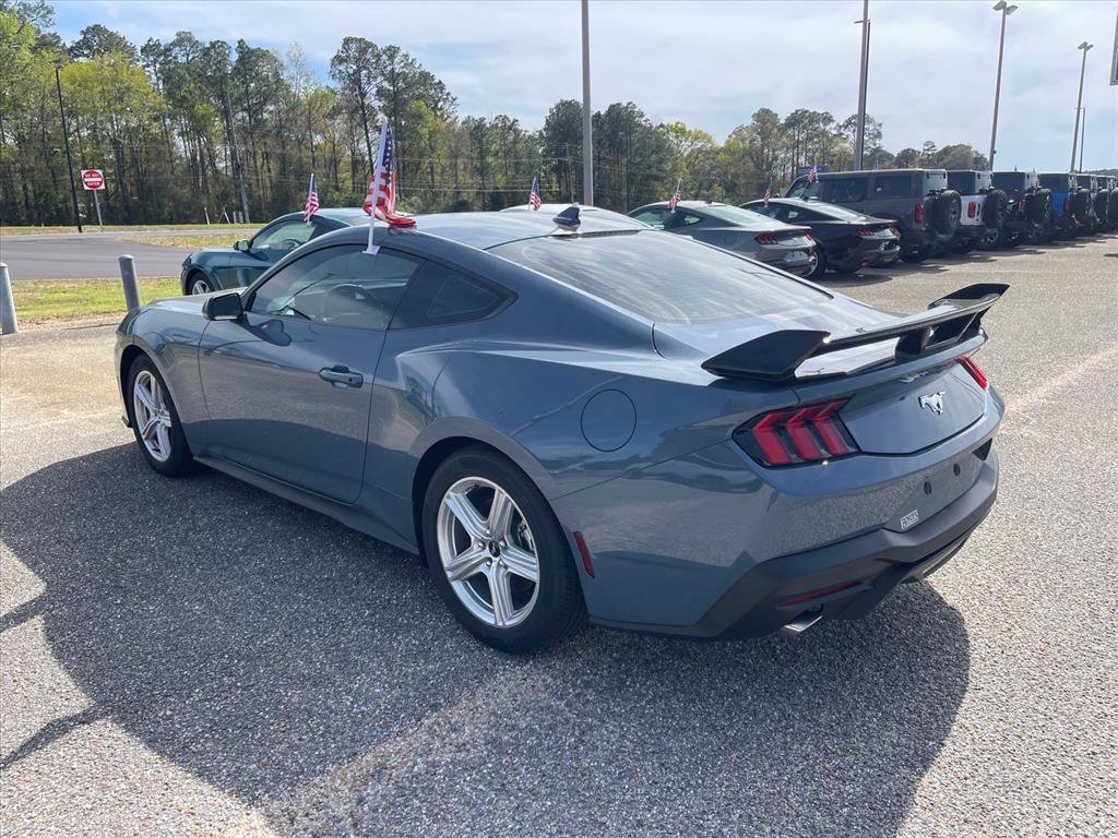 New 2026 Ford Mustang Coupe RWD image 9